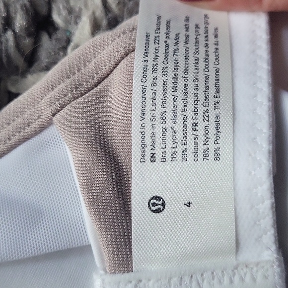 Lululemon Invigorate bra High support size 4 white - Picture 4 of 4